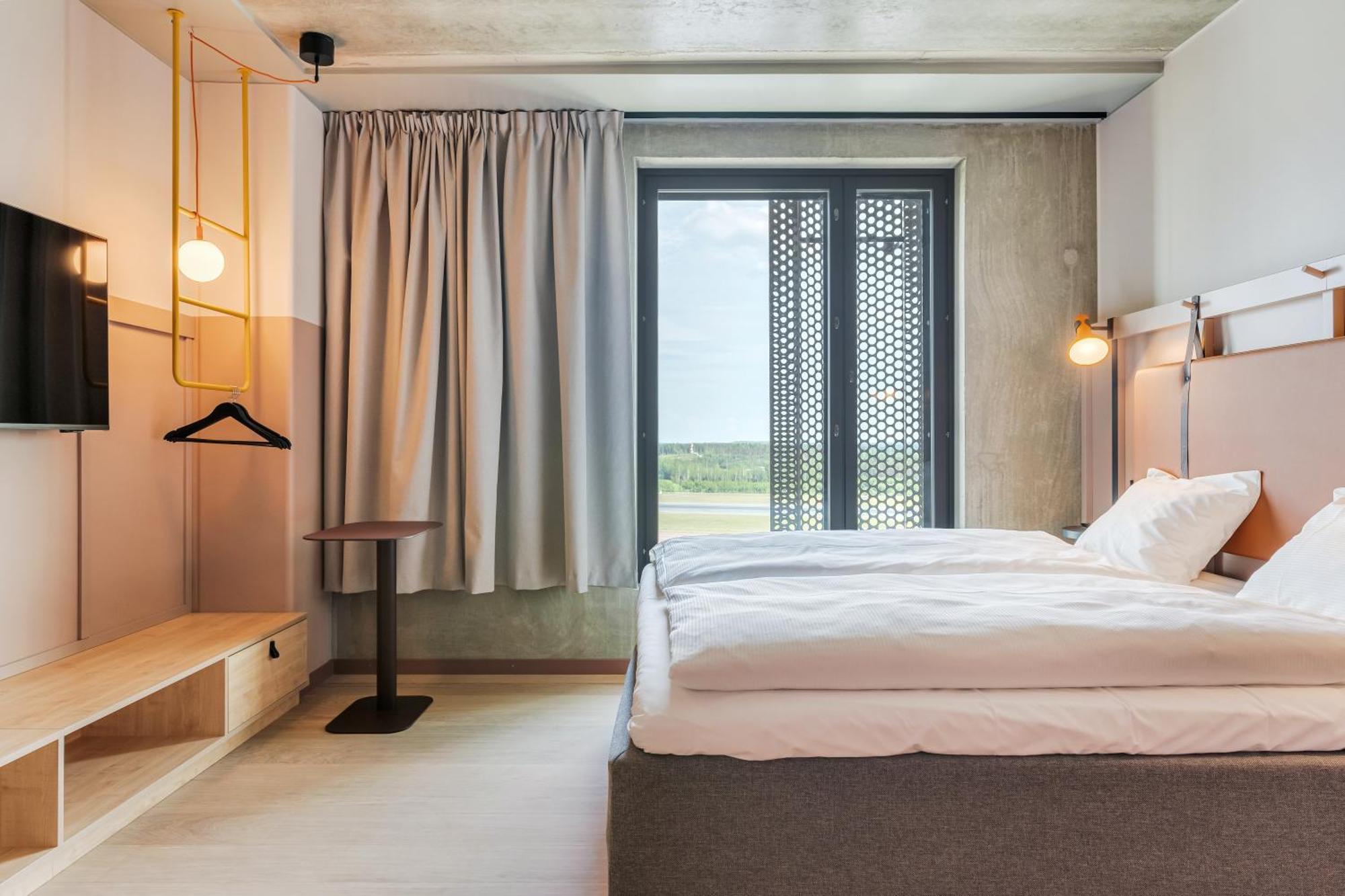Comfort Hotel Helsinki Airport Vantaa Exterior photo